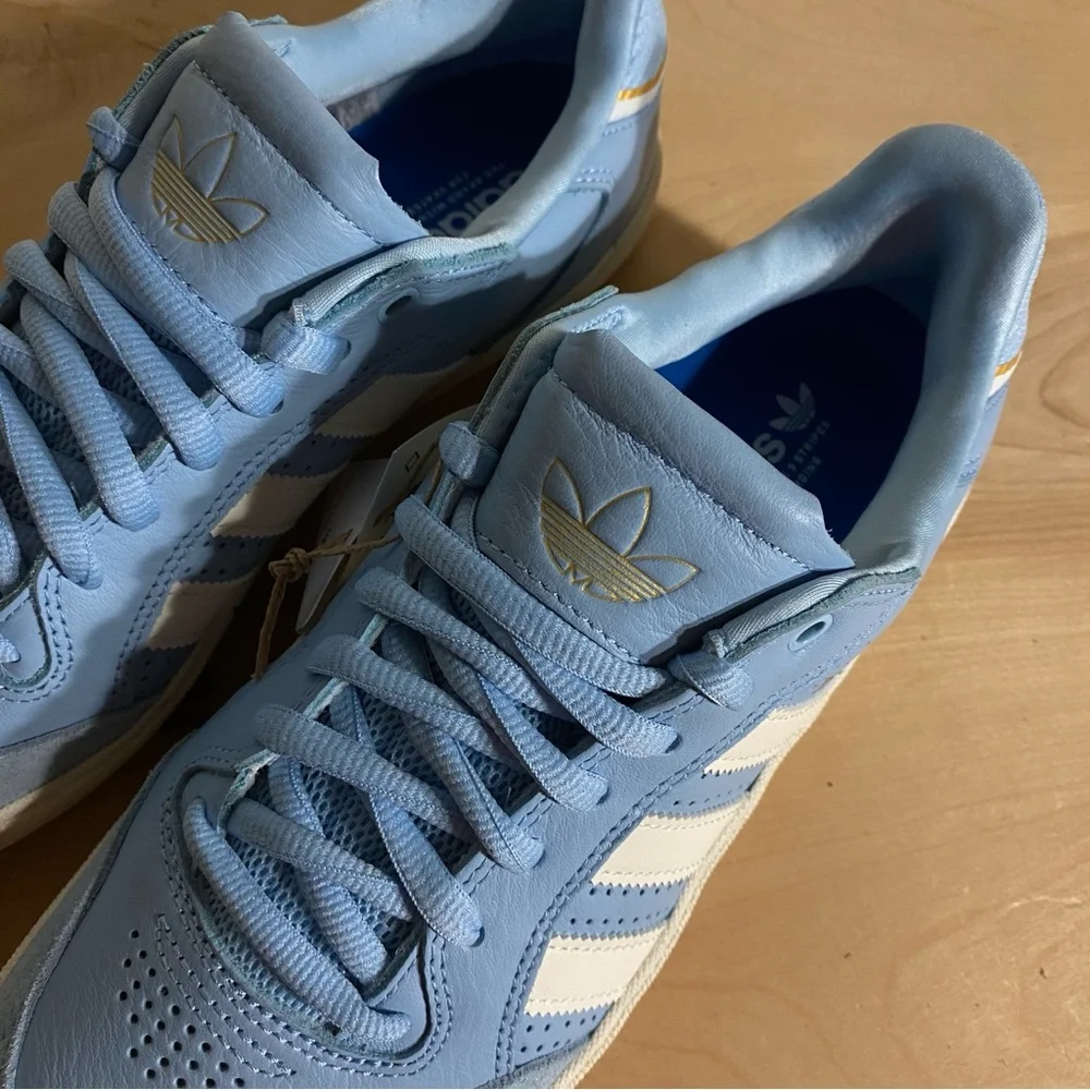 Adidas Tyshawn Low Sky Blue Leather Skateboarding Shoe - Size 11